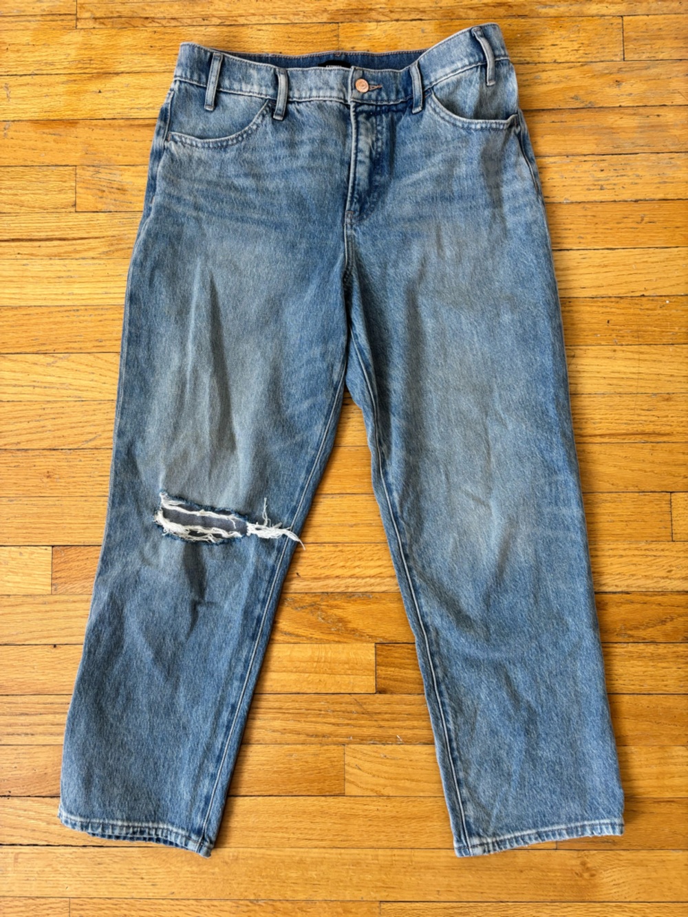 Express Straight Leg Jeans in Light Blue with Knee Distress